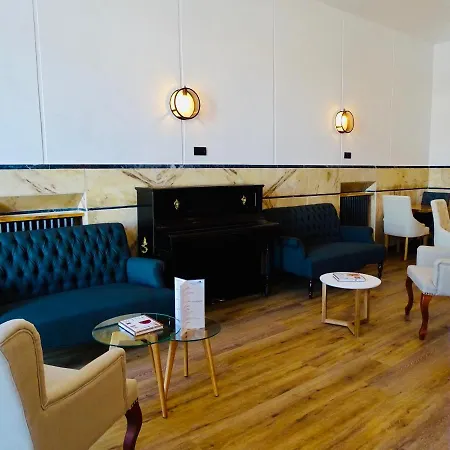 Hotell Poveira Hotel